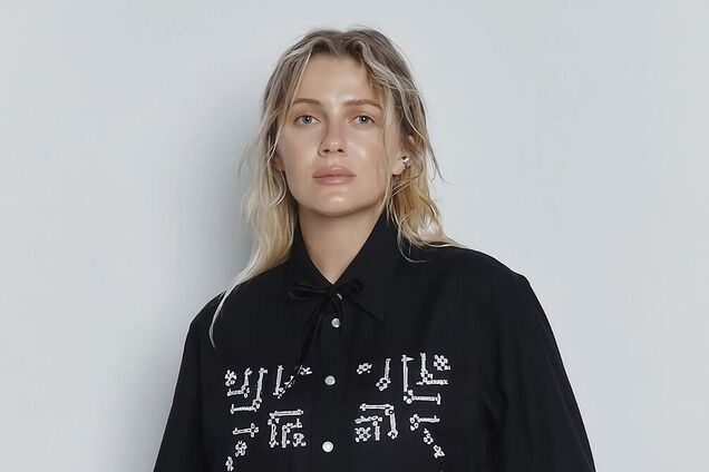 'Взрывы прямо над нами': певица KOLA оказалась в эпицентре обстрела Израиля, куда приехала на лечение