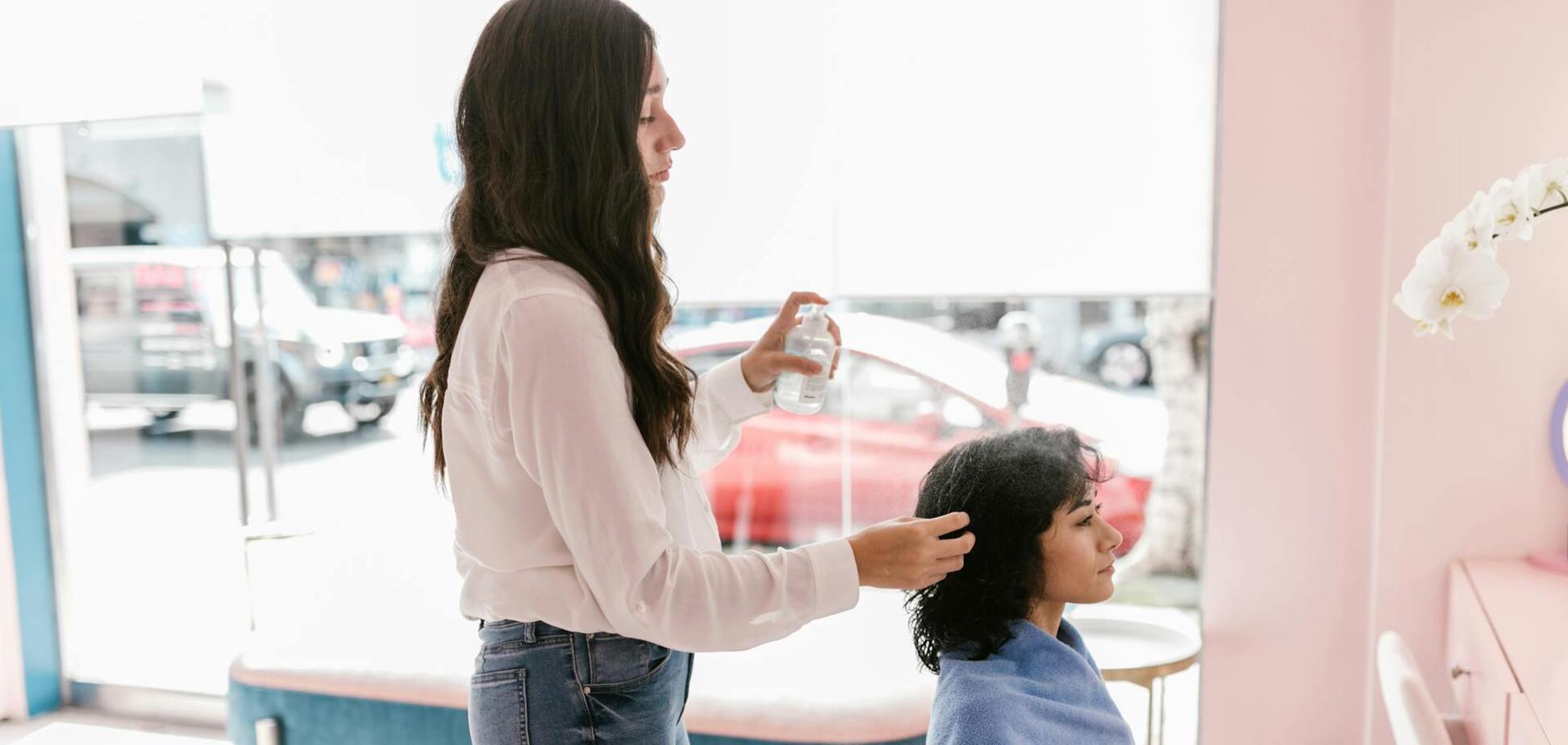 Забудьте про боб: 7 стрижок, які зроблять вас зіркою літа