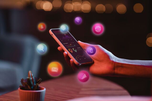 Иллюстрация - услуги на мобильном телефоне