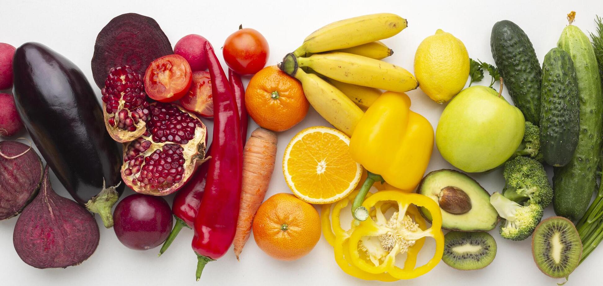 Веселка на тарілці: розповідаємо, чому важливо давати дитині кольорові продукти