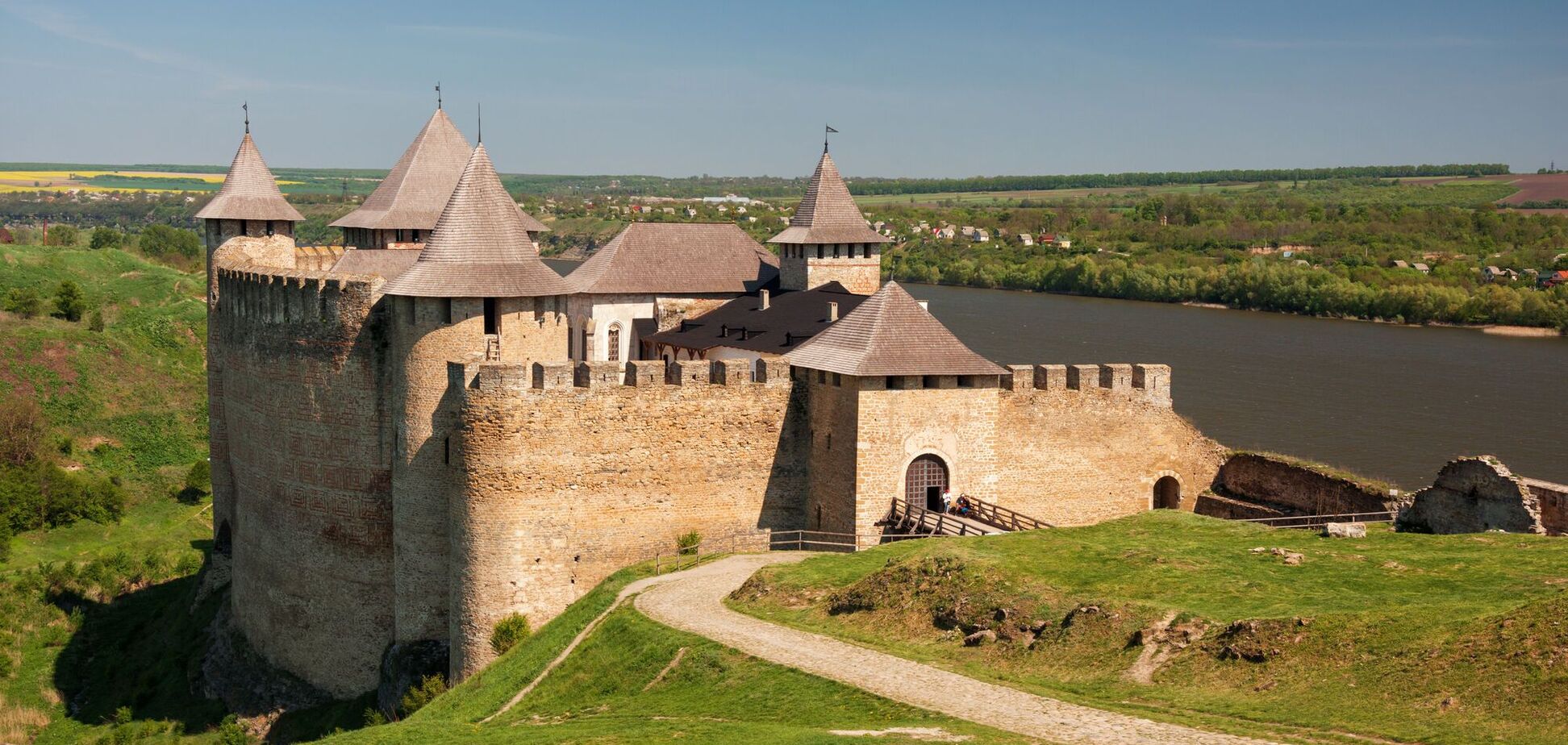 Топ-5 лучших замков Украины: какие стоит увидеть собственными глазами каждому