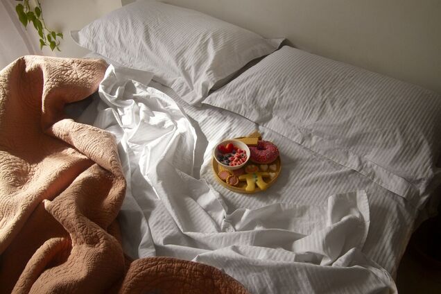 Будет идеально мягким. Как правильно стирать шелковое постельное белье