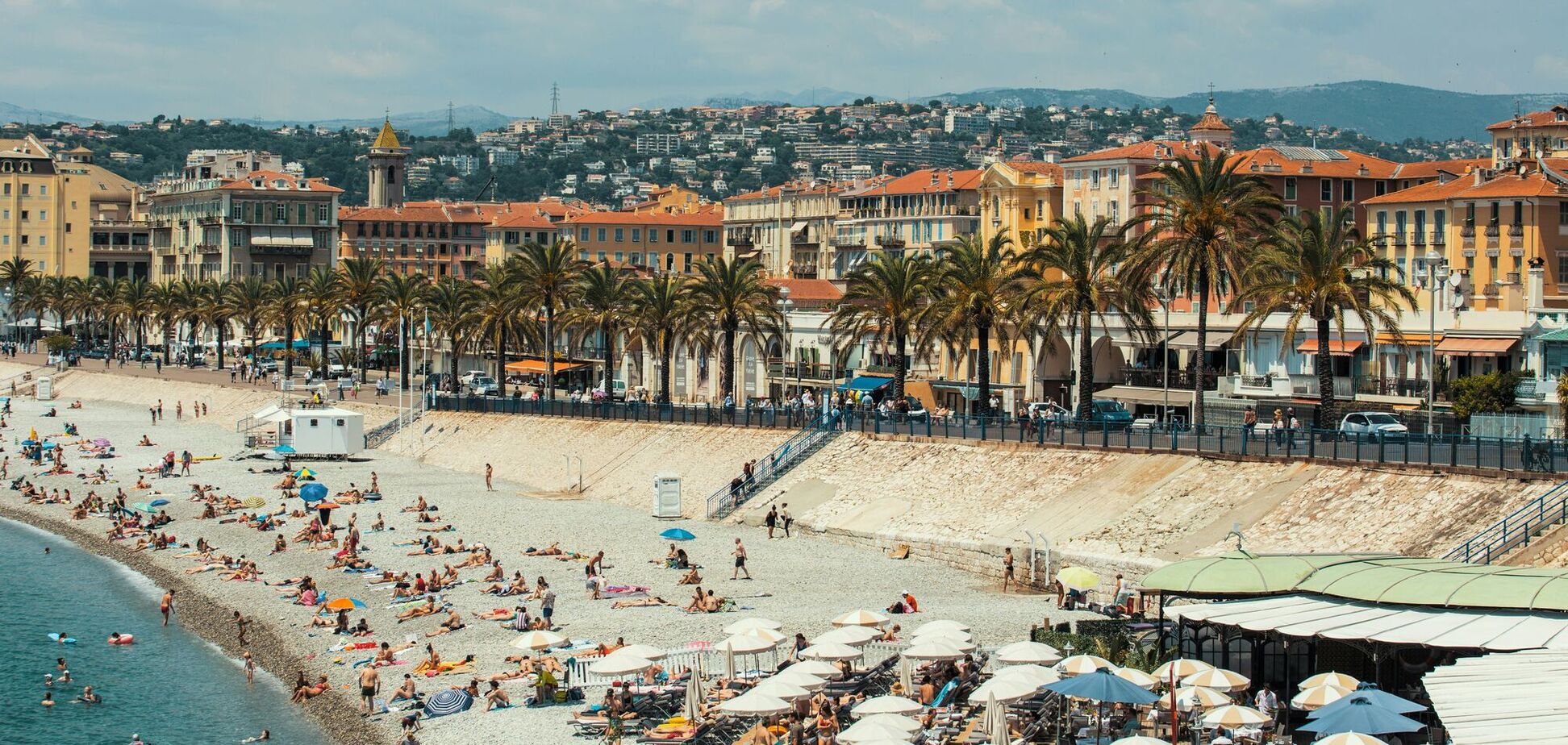 Во Франции с 1 июля начнет действовать закон, который ударит по туристам: о чем стоит знать каждому