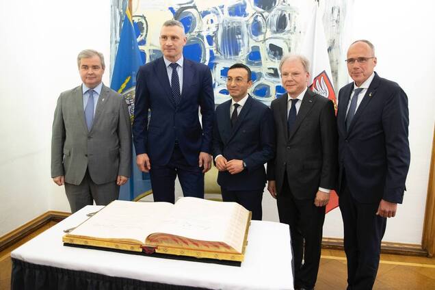 Кличко встретился с мэром Франкфурта Джозефом: о чем говорили