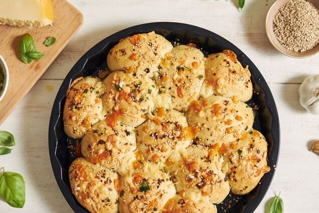 Пышные творожные булочки миссис Уизли: делимся рецептом выпечки из культового фильма 'Гарри Поттер'