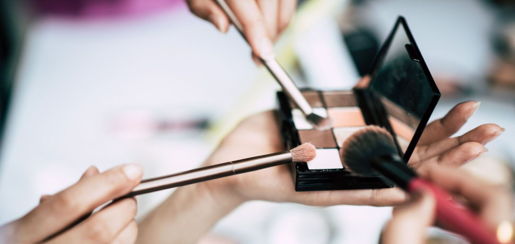 В моду возвращаются тренды макияжа 1980-х годов: как создать стильный образ