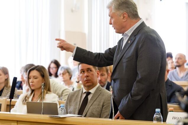 СНБО голосовал за введение санкций без всяких документов, – Порошенко