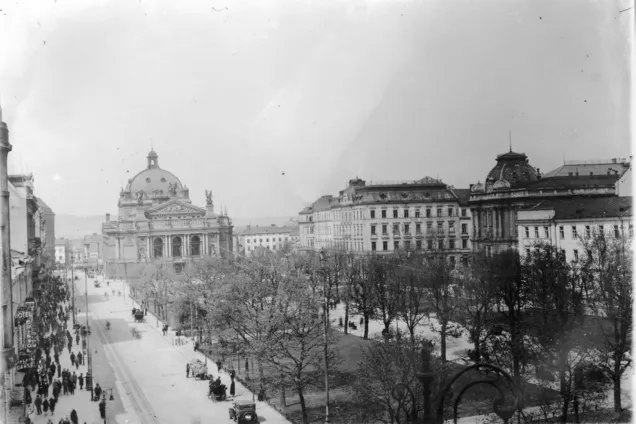 Львів на старих фотографіях 1920-х років: історичні фото