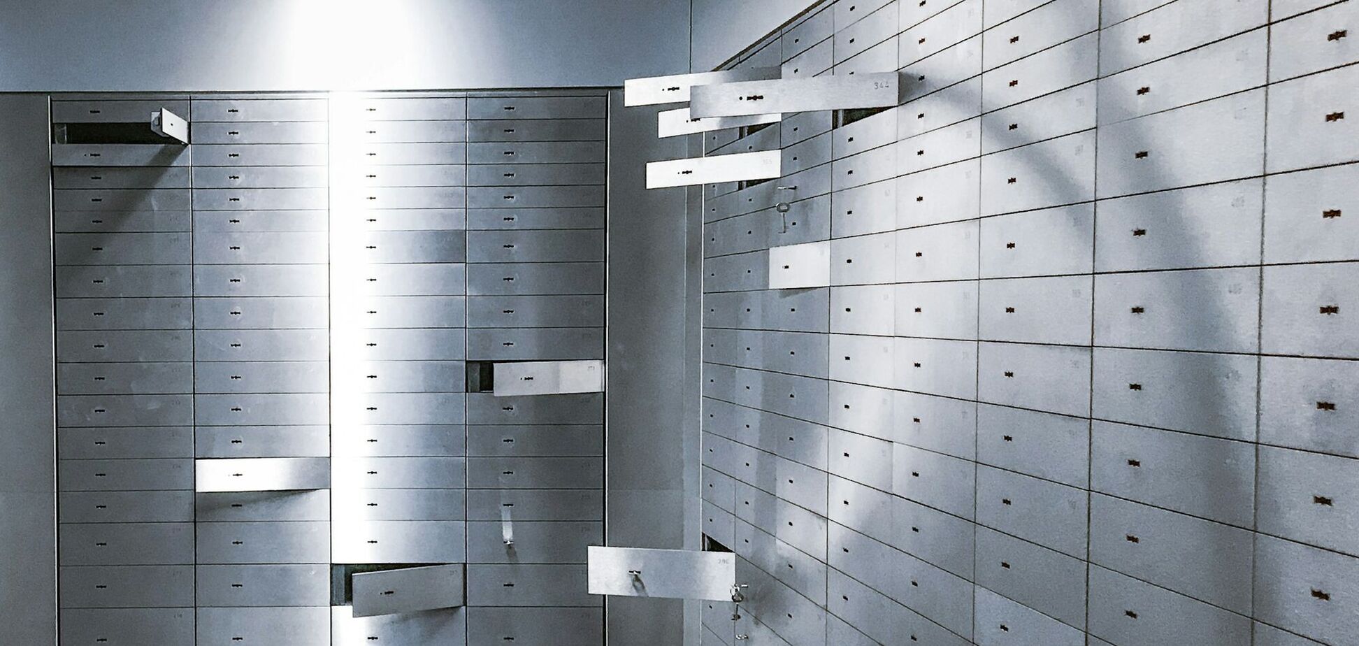 Ілюстрація - банківські сейфи