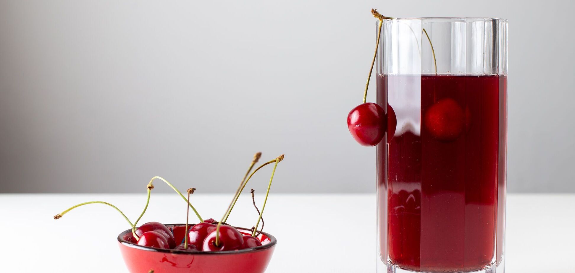 Вкусный компот из черешен на зиму: делимся простым рецептом