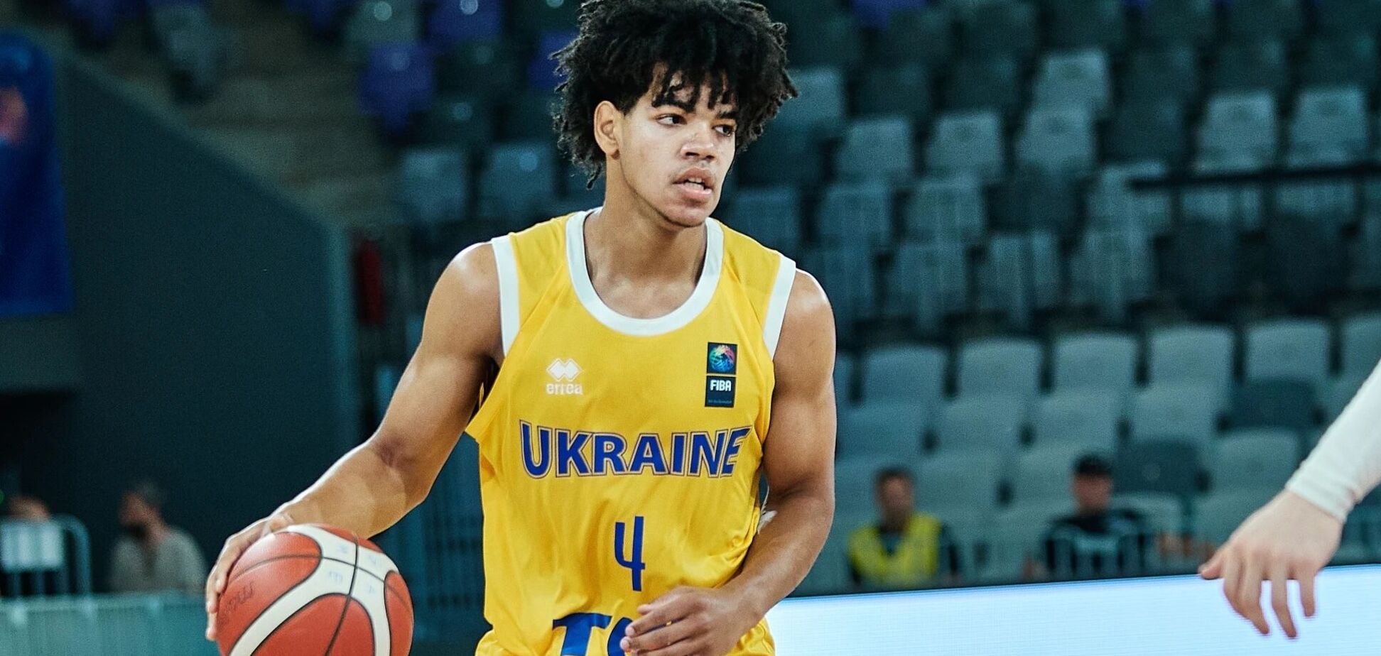 Збірна України з баскетболу U-20 впевнено перемогла Естонію в першому контрольному матчі