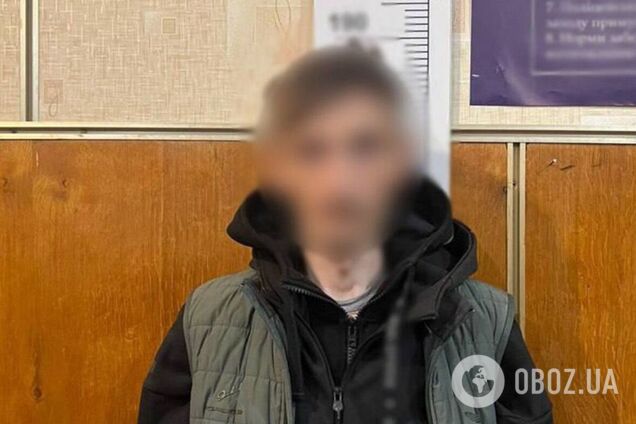 В Киеве рецидивист с 'золотыми' руками обчистил чужое авто на 230 тысяч грн. Подробности и фото