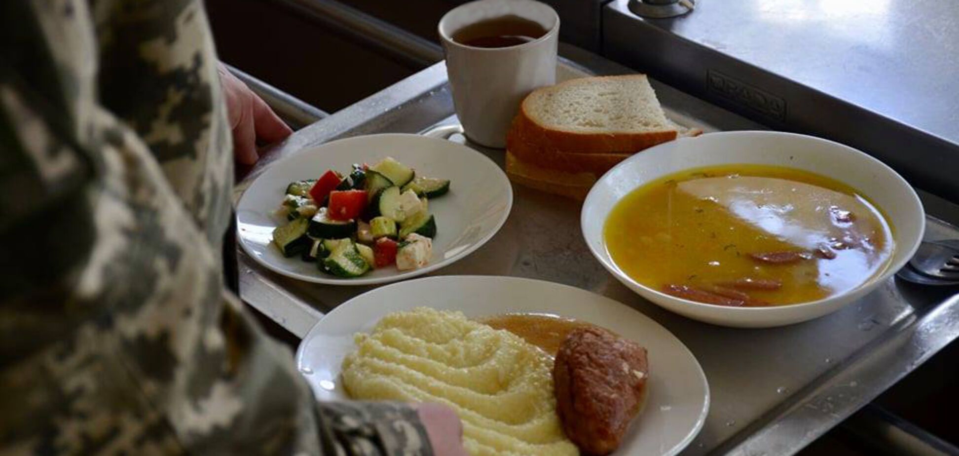 Правоохранители проводят следственные действия в отношении фирм связанных с Осиповым, которые поставляли продукты для ВСУ – СМИ