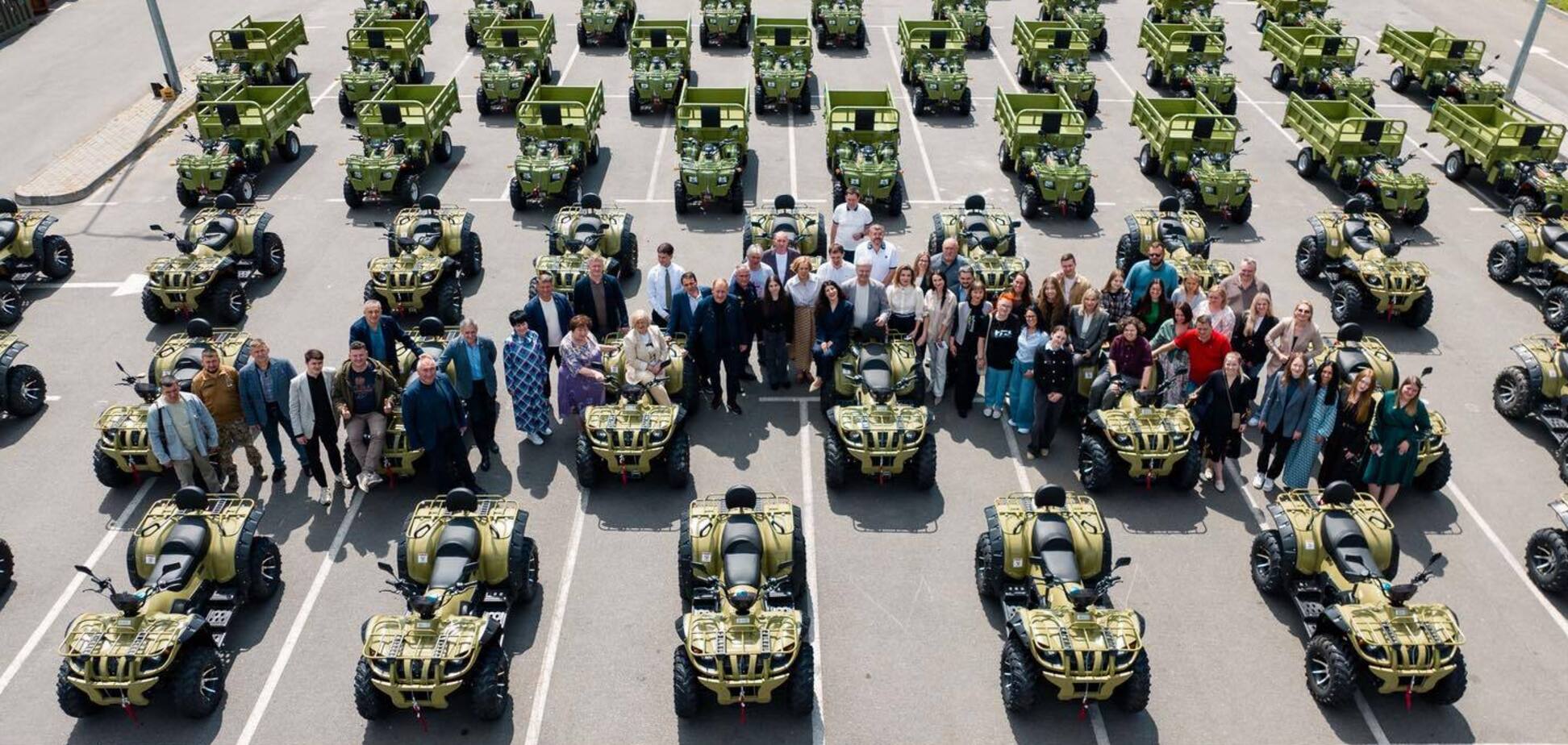 Как соцсети отреагировали на рекордную партию квадроциклов, которые семья Порошенко передает на фронт