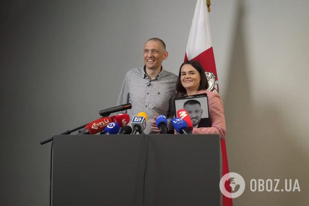 'Мы продолжим борьбу с Лукашенко': Тихановский дал первую пресс-конференцию после освобождения. Видео