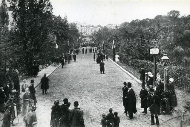 Улицы Львова 100 лет назад: в сети показали старые фото