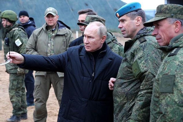 700-тисячна армія Путіна в Україні: ворог виснажує українців чи виснажується сам? Інтерв’ю із Симорозом