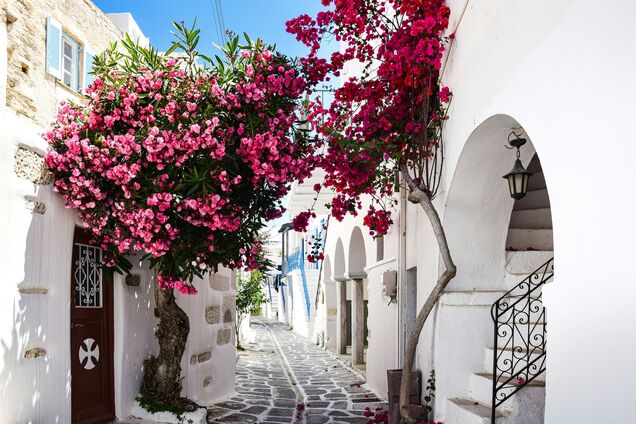 Не хуже Санторини: назван доступный греческий остров для отпуска