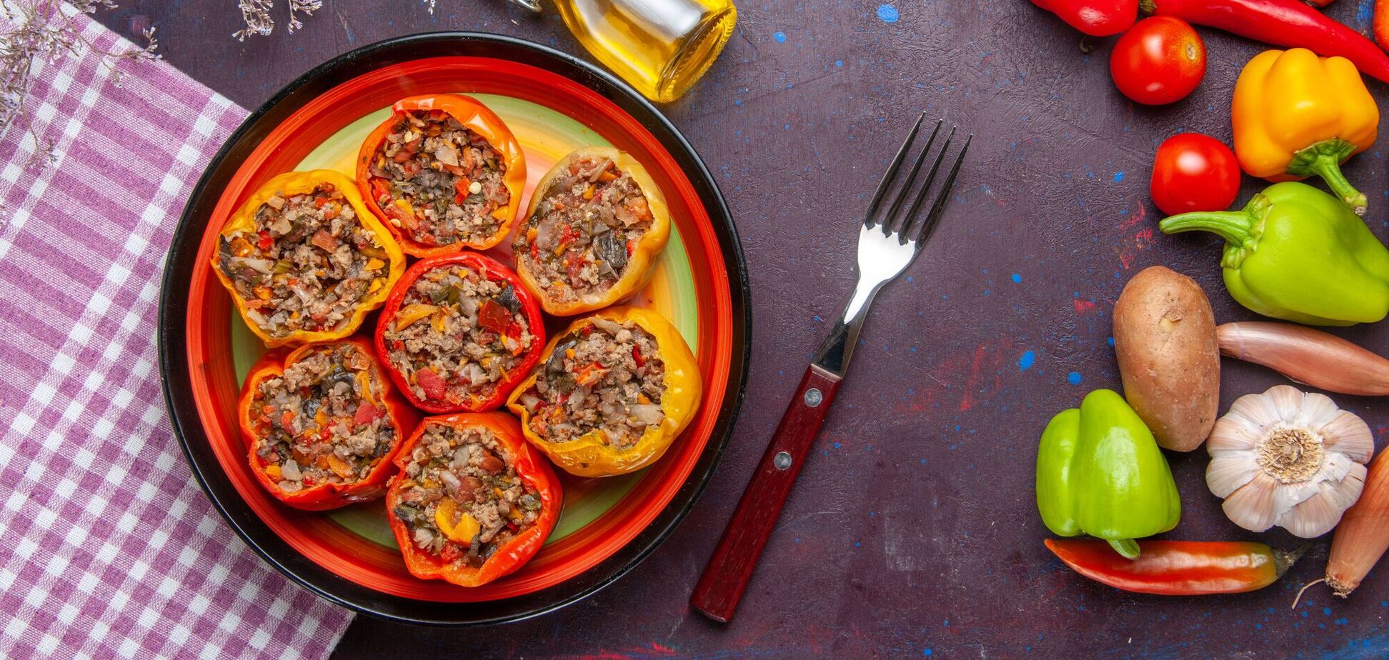 Как вкусно нафаршировать перцы на ужин: хватит на всех