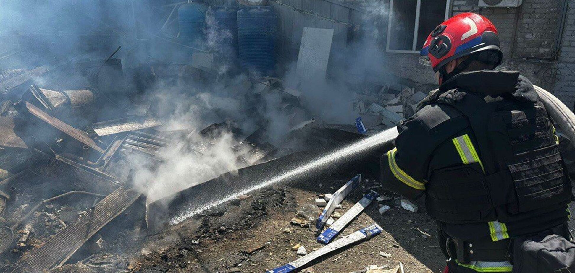 Кількість загиблих унаслідок ракетного удару по Дніпру зросла до 21 людини: понад три сотні зазнали поранень. Фото