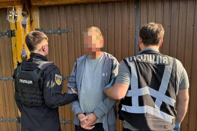 Был в розыске с 1992 года: в Украине задержали американца, который более 30 лет скрывался от правосудия за сексуальные преступления против детей
