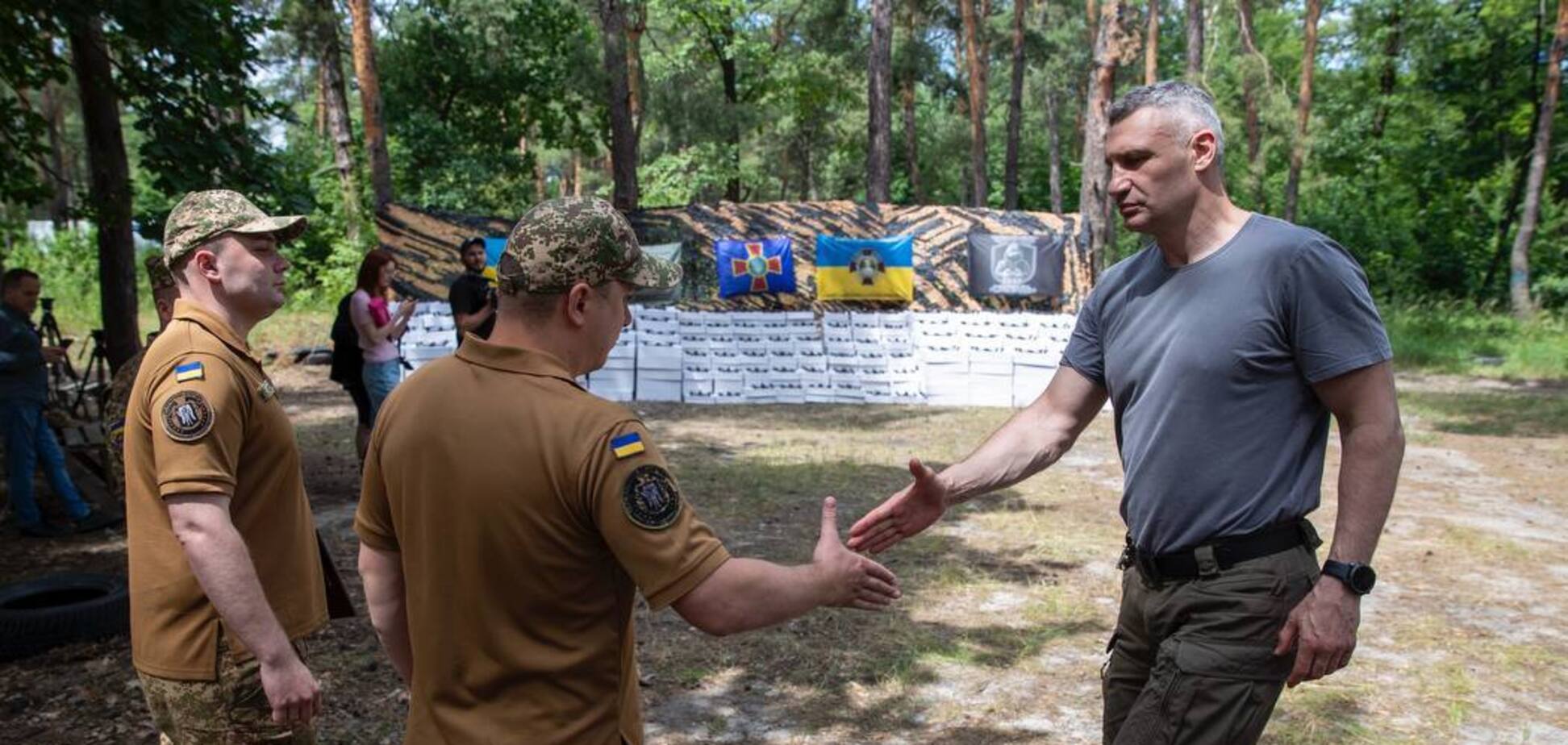 Бійці Нацгвардії отримали для фронту нову партію допомоги від Києва: Кличко розповів деталі