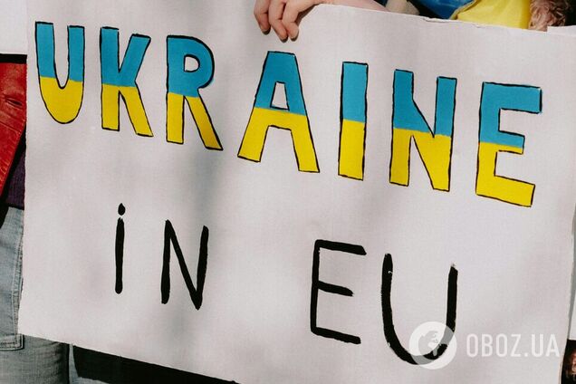 Скільки українців підтримують вступ у НАТО і ЄС