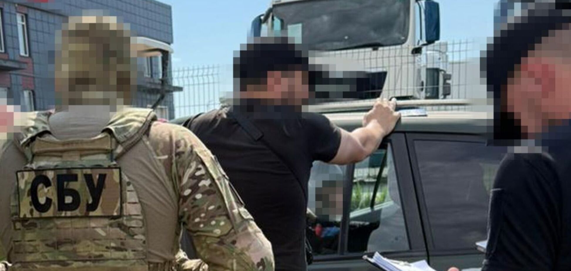Действовали в разных регионах: СБУ и Нацполиция задержали еще 14 организаторов 'схем' для уклонистов. Фото
