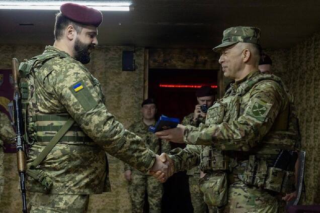 Просування російських військ у прикордонні Сумщини зупинено, лінія бойового зіткнення стабілізована, – Сирський
