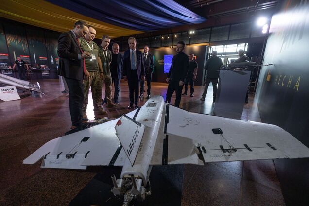 Россия до сих пор получает оборудование для ракет и дронов из стран Запада: Зеленский призвал партнеров усилить санкции