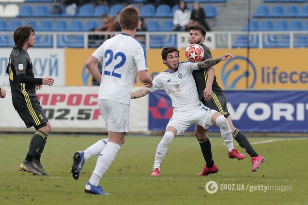 Футболіст 'Динамо' відмовився повертатися в Україну