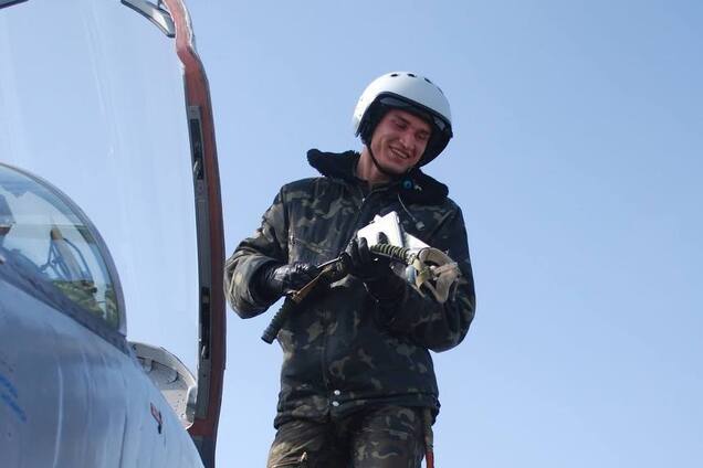 Опубліковано фото загиблого пілота F-16 Максима Устименка