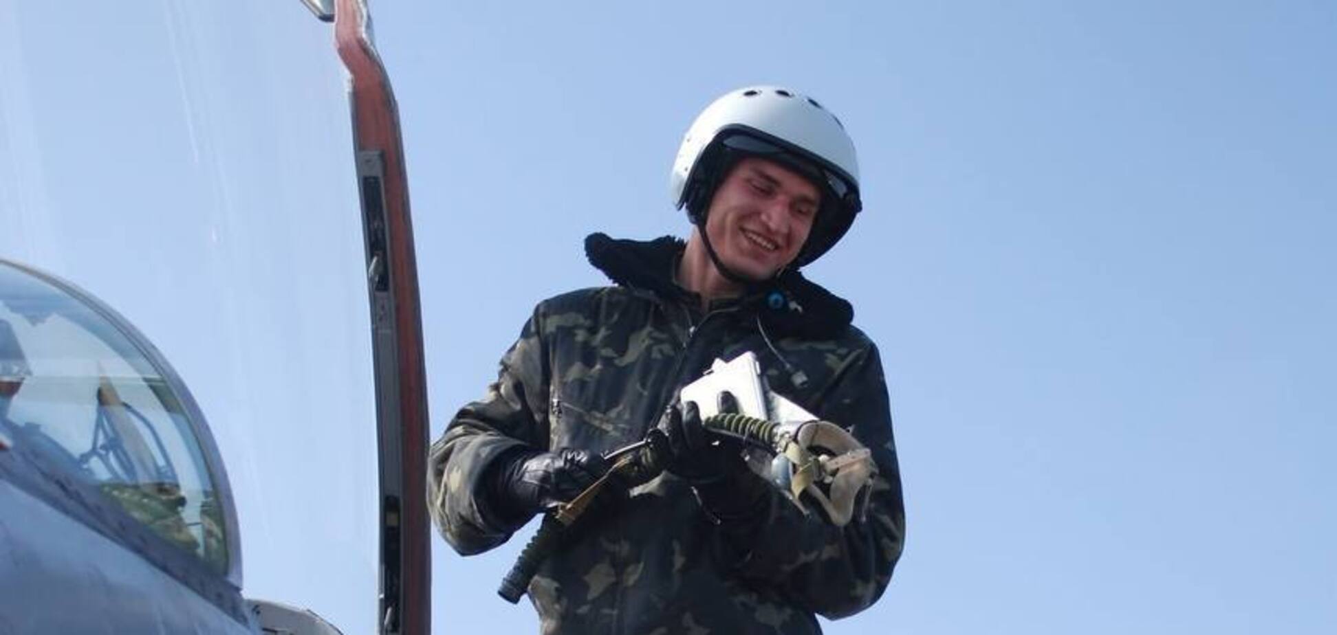 Зеленський присвоїв звання Герой України загиблому пілоту F-16 Максиму Устименку