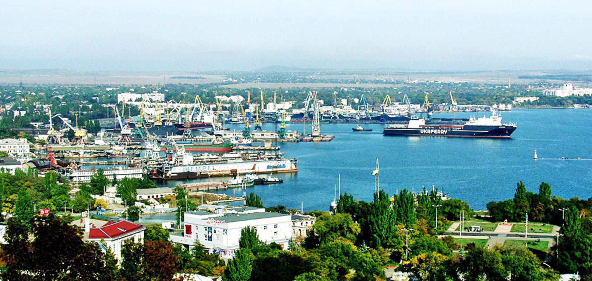 Россия хочет втянуть Китай в строительство в оккупированном Крыму: в СВР узнали планы оккупантов