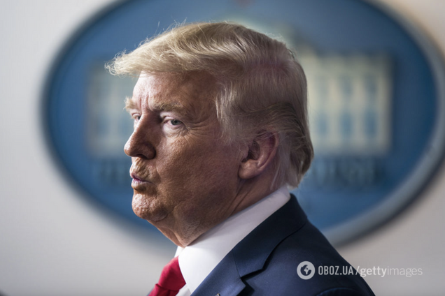 Президент США Дональд Трамп у Білому домі. Ілюстрація