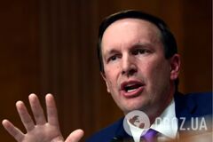 'Путин не имеет никаких причин садиться за стол переговоров': сенатор-демократ обвинил Трампа в желании проиграть войну в Украине. Видео