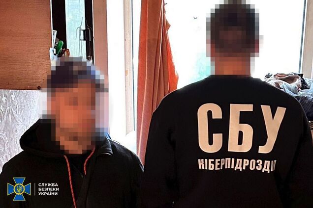 Вел скрытую съемку: СБУ задержала агента ФСБ, который устроился на строительство командных пунктов ВСУ. Фото