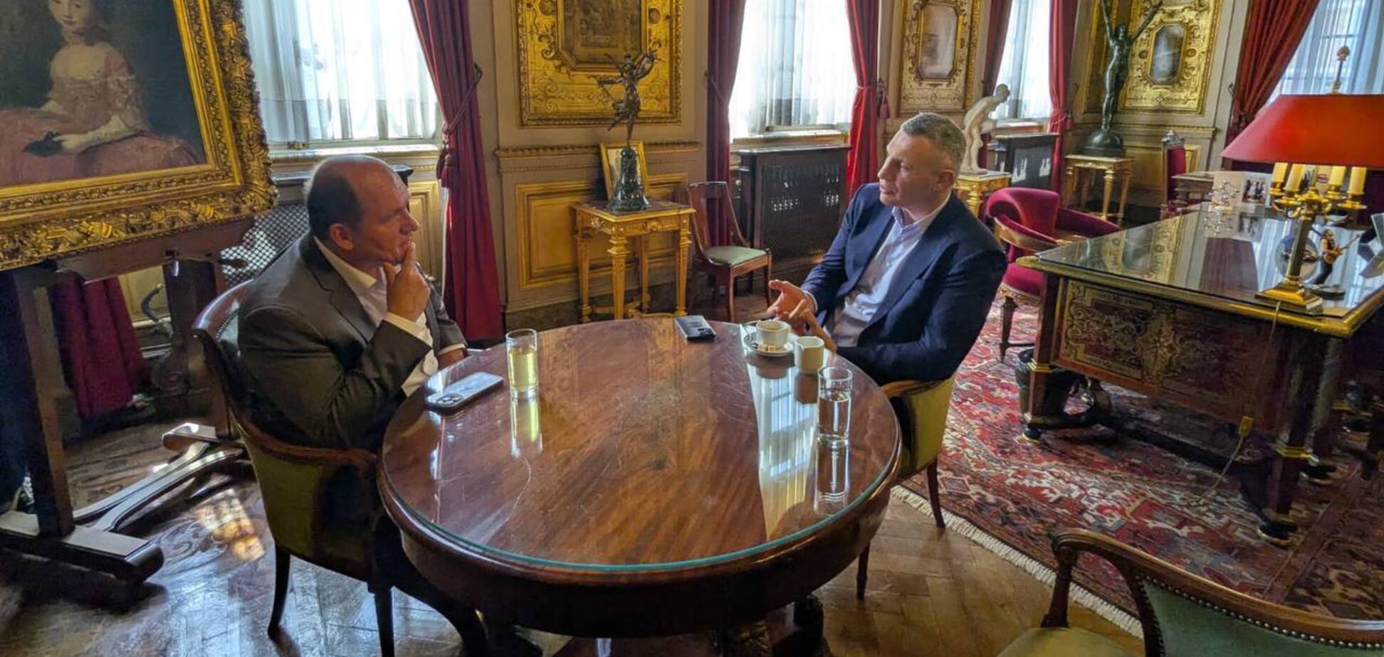 Кличко встретился с мэром Брюсселя Клозом. Фото