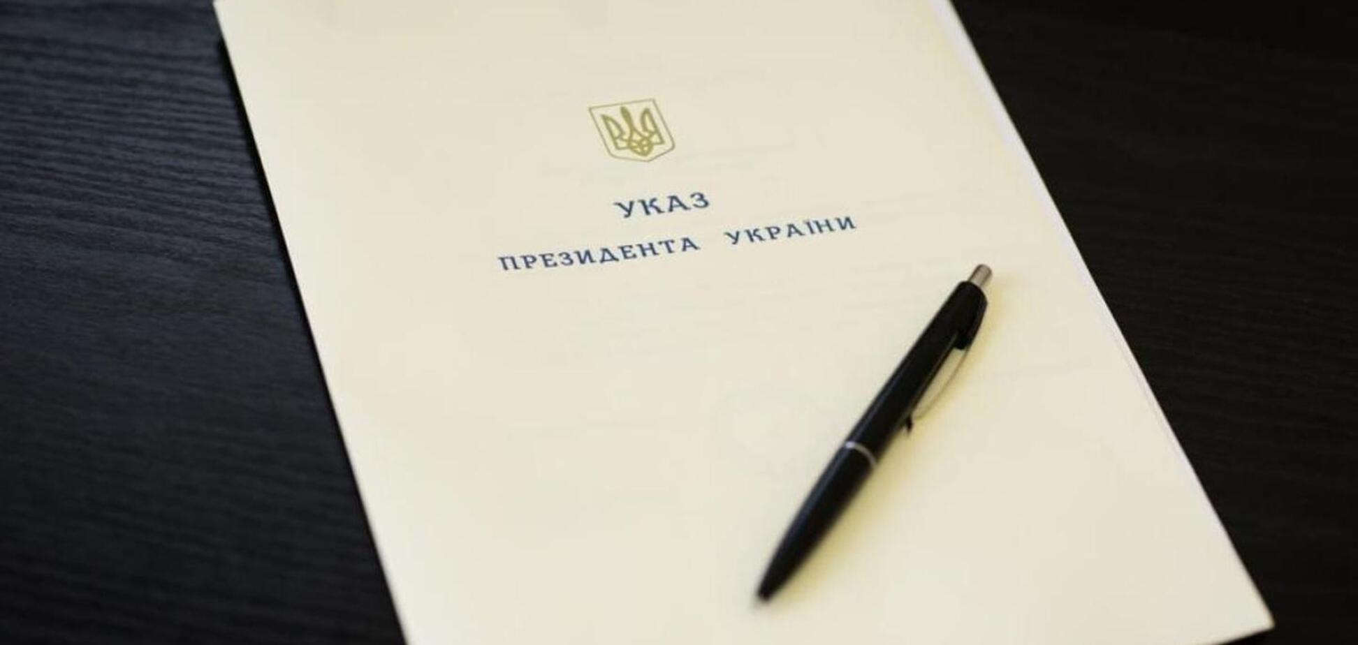Зеленский сменил командующих Объединенных сил, Нацгвардии, Сил беспилотных систем и ДШВ: что происходит