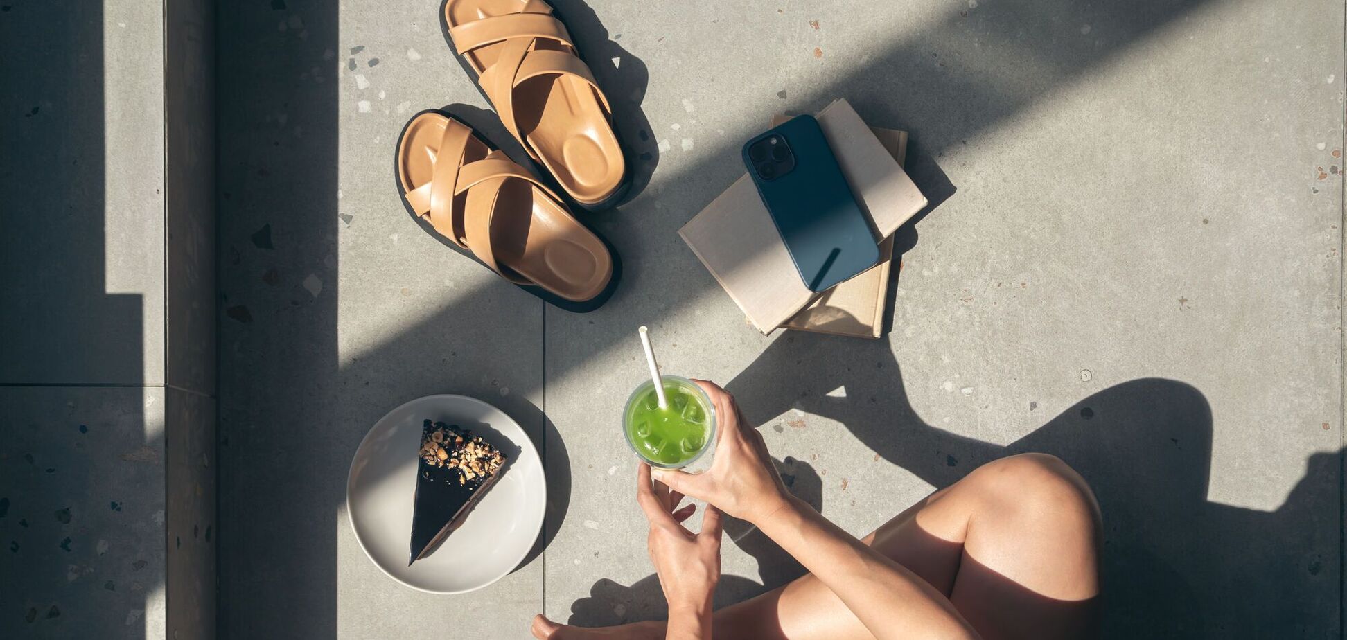 Найстильніше поєднання літа: яке взуття обрати під штани