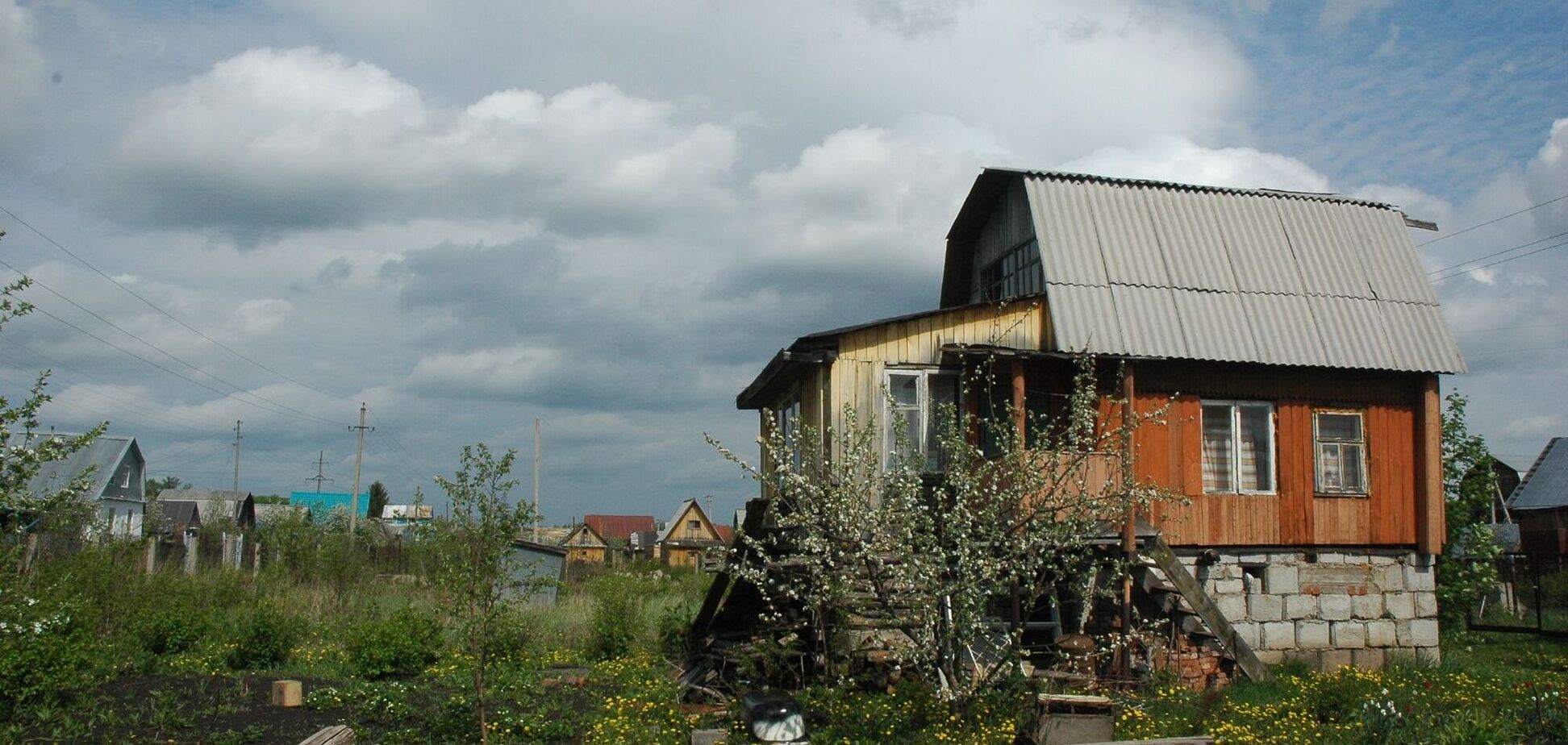 У Росії за бур’яни й стару хату можуть забрати дачу