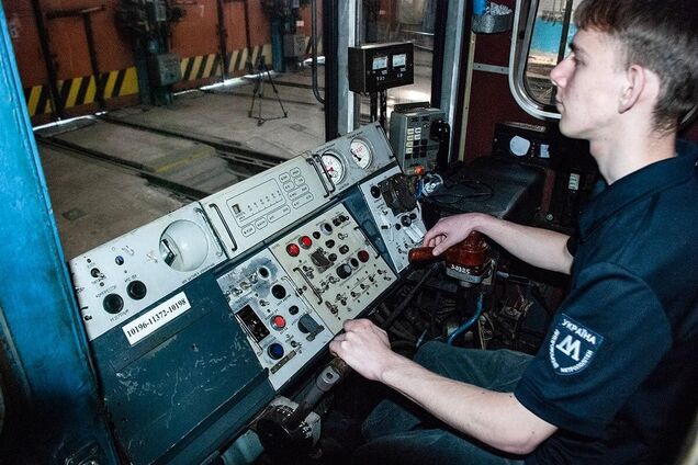 Дніпро готує водіїв електротранспорту: безкоштовне навчання з гарантією працевлаштування