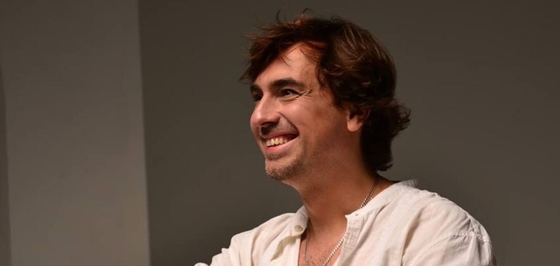 'Ти йдеш на концерт класичної музики. Я не запитую, я стверджую'. Гнатковський розповів, як привчає синів до культури і чому змушує їх читати класиків