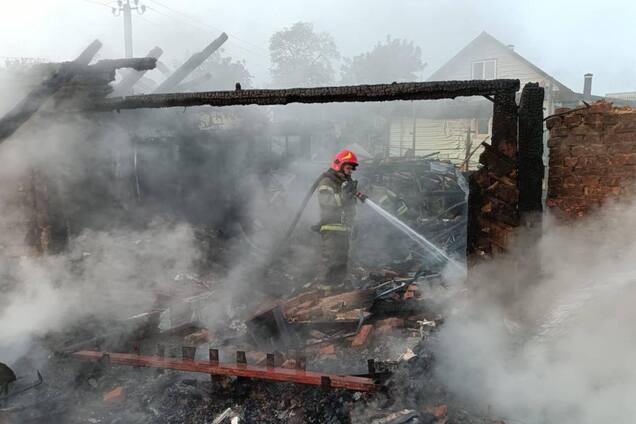 'Нужно давить на Москву': Зеленский отреагировал на удар РФ по Прилукам и призвал к усилению санкций