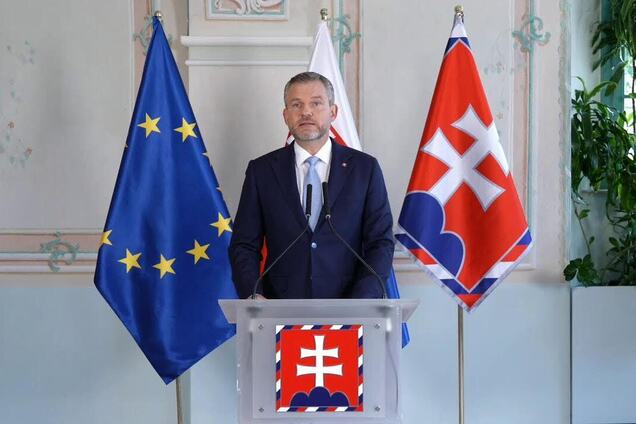 'Противоречит конституции': президент Словакии исключил проведение референдума об отмене санкций против России