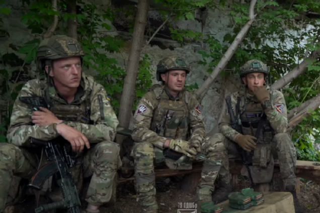 'Міномет не затихав': десантники 79-ї ОДШБр пройшли бойове хрещення, звільнивши село на Донеччині. Відео