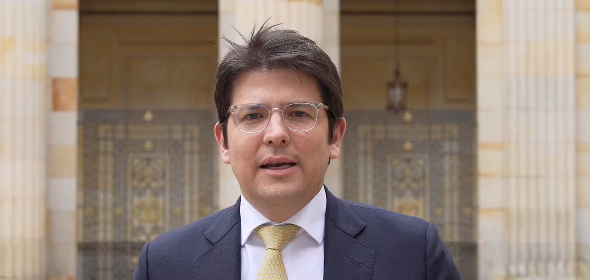 В Колумбии совершили покушение на потенциального кандидата в президенты: он в тяжелом состоянии