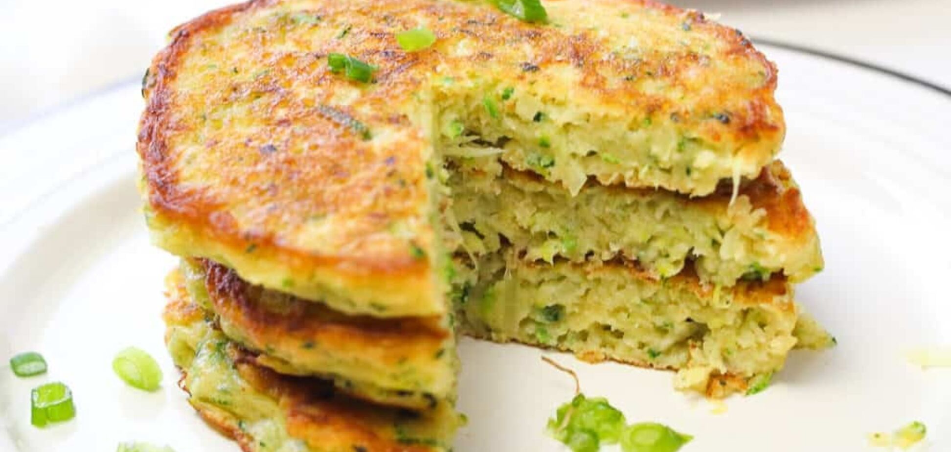 Торт из кабачковых блинов: как приготовить популярное летнее блюдо на скорую руку