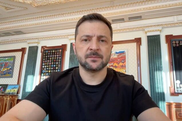 'Серед головних питань – виробництво зброї': Зеленський розповів про підготовку до зустрічей у Європі. Відео
