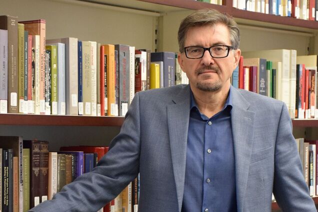 Директор Українського наукового інституту Гарварду йде у відставку: що відбувається